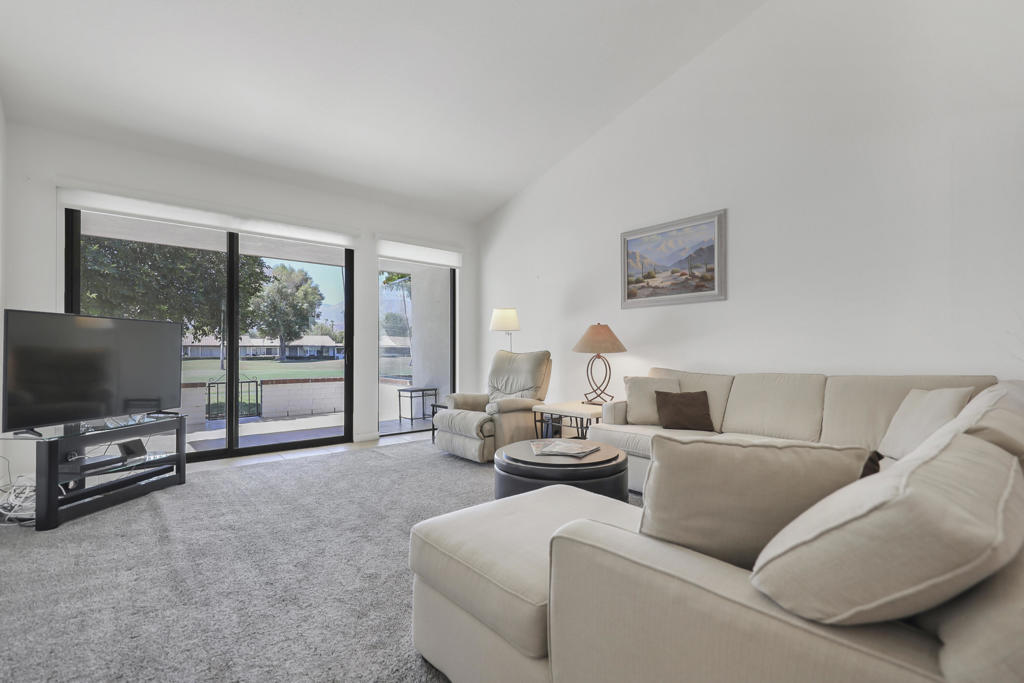 Rancho Las Palmas C. - Residential