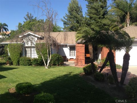 Photo of 23665 Meadcliff Place, Diamond Bar, CA 91765 (MLS # OC26120274)