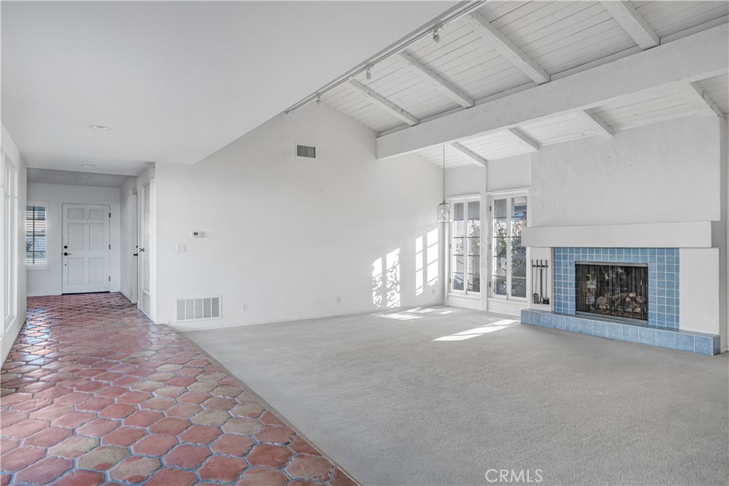 1575 La Venta Drive