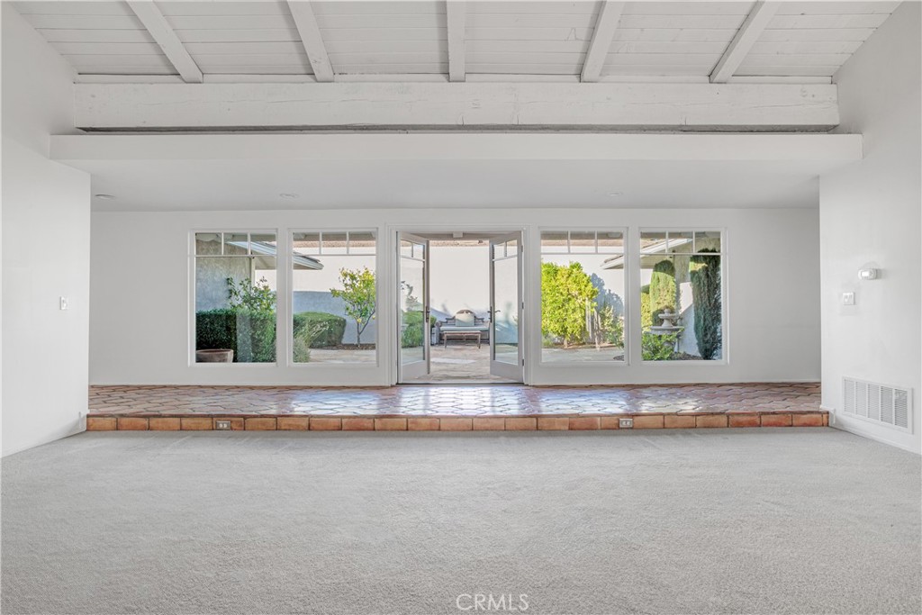 1575 La Venta Drive