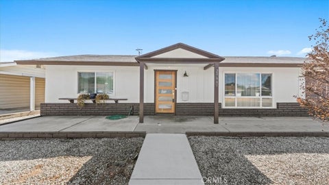 Photo of 29661 Thornhill Drive, Menifee, CA 92586 (MLS # CV26037598)