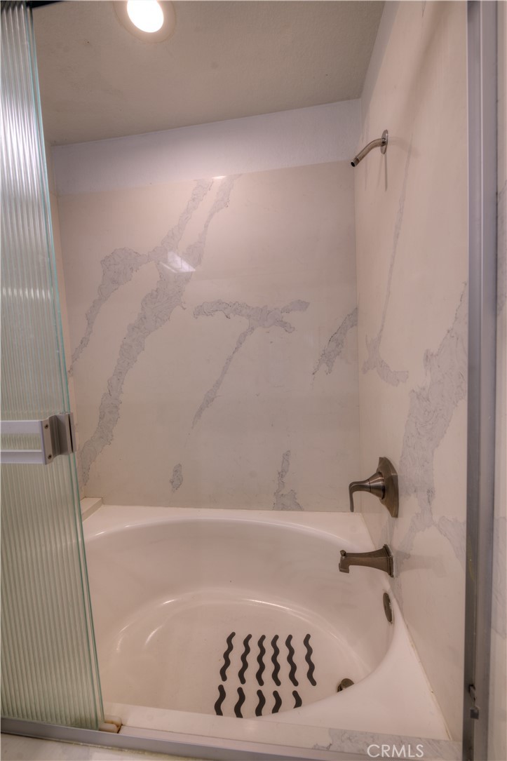 Altisse (ALT) - Residential Lease