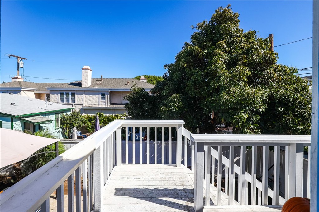 Corona del Mar South of PCH (CDMS) - Residential