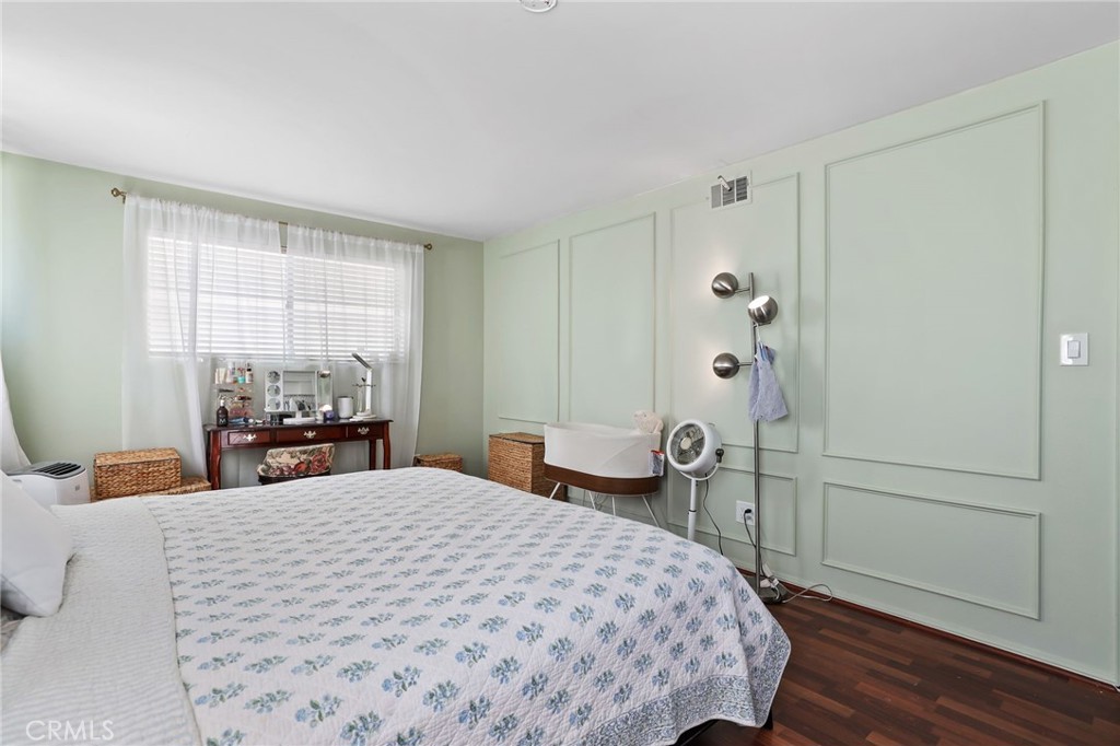 Corona del Mar South of PCH (CDMS) - Residential