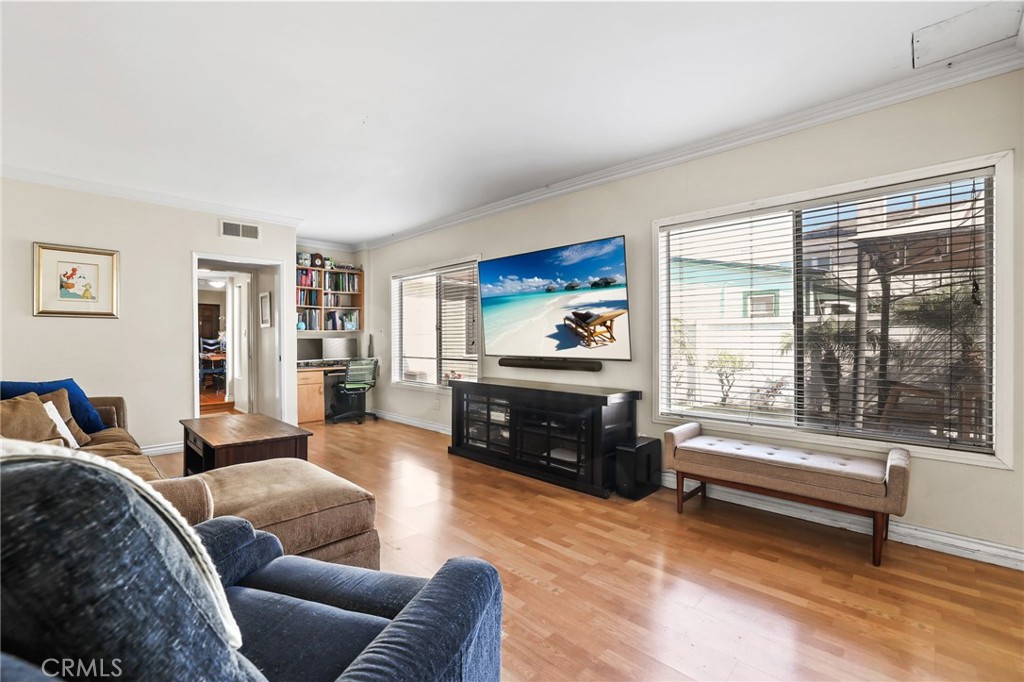 Corona del Mar South of PCH (CDMS) - Residential