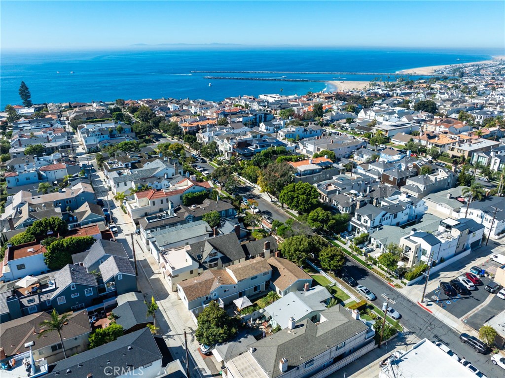 Corona del Mar South of PCH (CDMS) - Residential