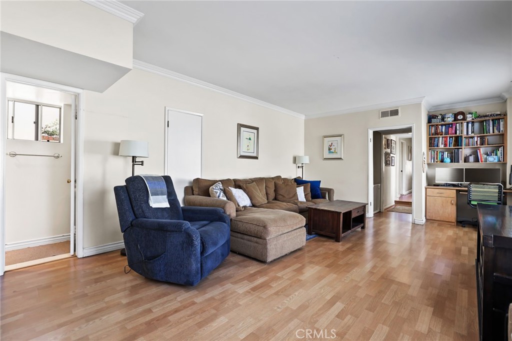 Corona del Mar South of PCH (CDMS) - Residential