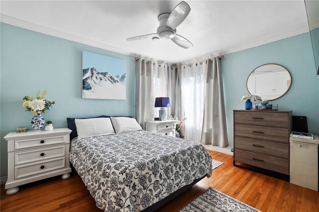 Corona del Mar South of PCH (CDMS) - Residential