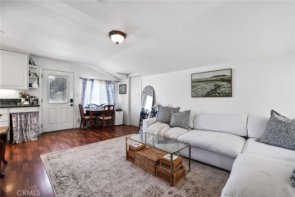 Corona del Mar South of PCH (CDMS) - Residential