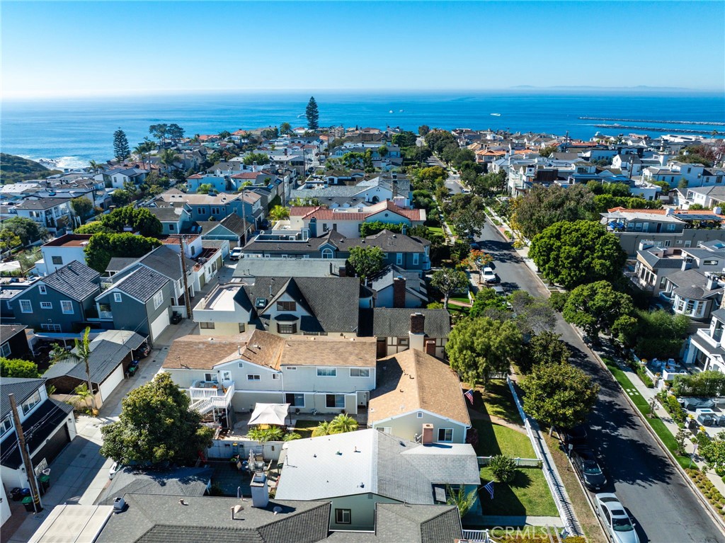 Corona del Mar South of PCH (CDMS) - Residential