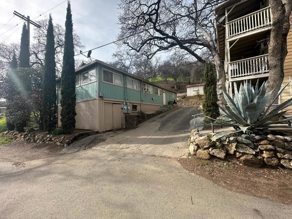3871 Country Club Drive