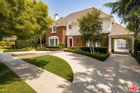 Photo of 774 Malcolm Avenue, Los Angeles, CA 90024 (MLS # 26883703)