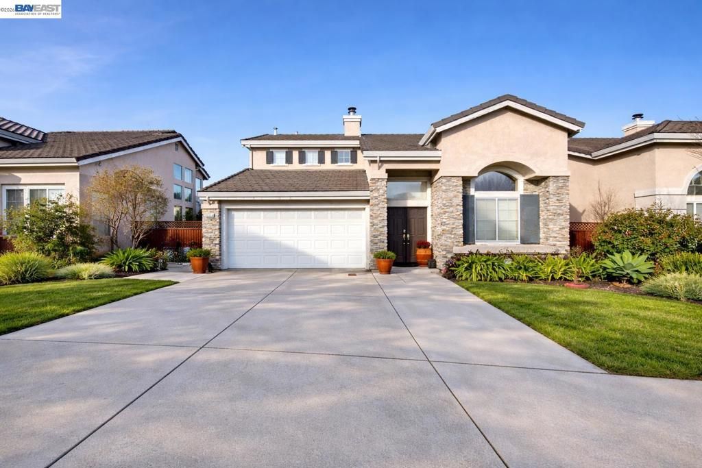 Photo of 15100 Shining Star Ln Ln, San Leandro, CA 94579 (MLS # 41131181)
