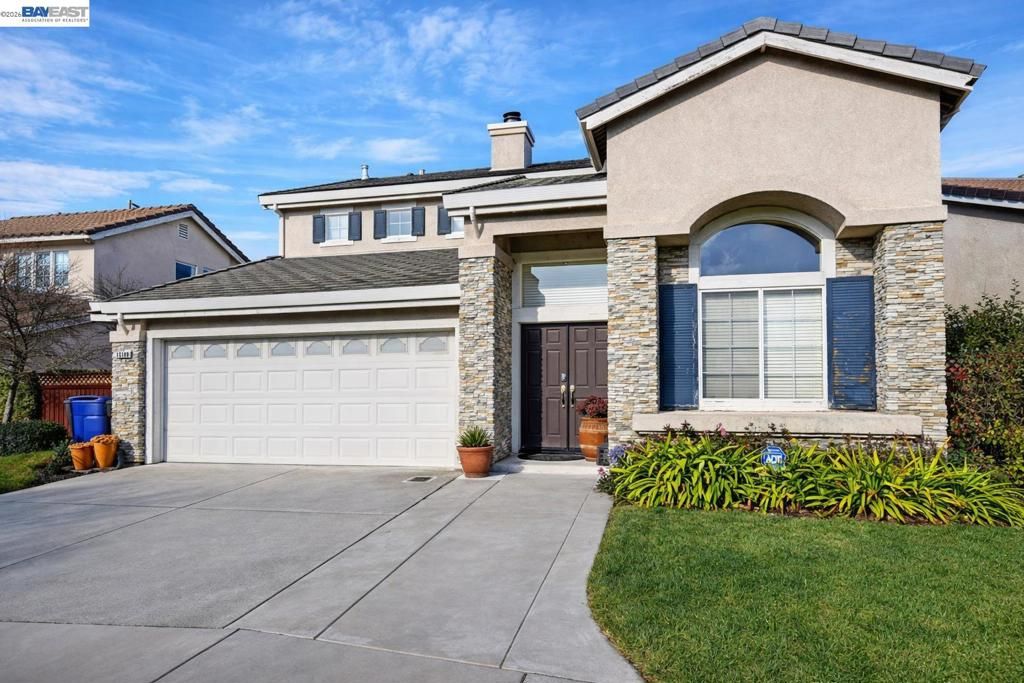 Photo of 15100 Shining Star Ln Ln, San Leandro, CA 94579 (MLS # 41131181)