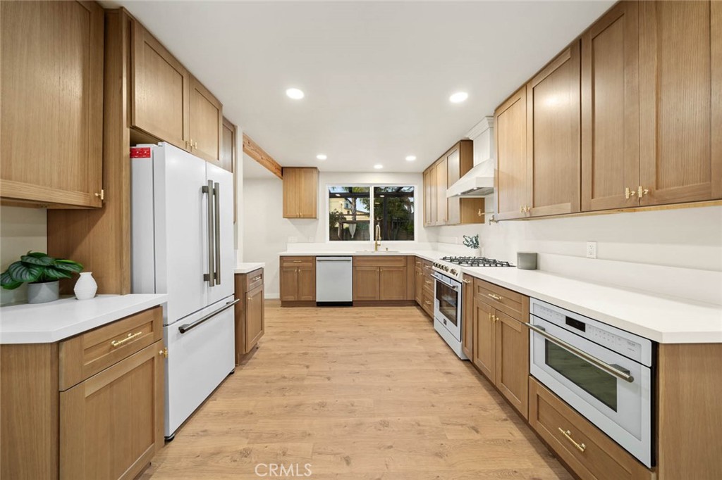 639 Live Oak Drive