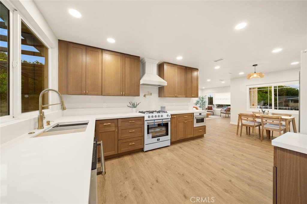 639 Live Oak Drive