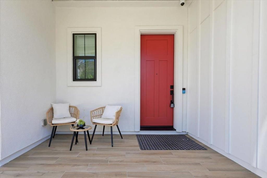 Photo of 39502 S Darner Drive, Newark, CA 94560 (MLS # ML82040516)