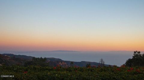 Photo of Malibu, CA 90265 (MLS # 226002431)