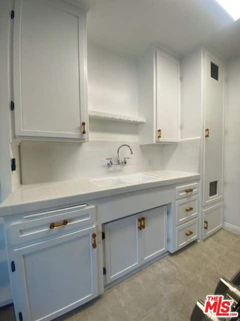 Photo of 422 S Maple Drive #5, Beverly Hills, CA 90212 (MLS # 26870307)