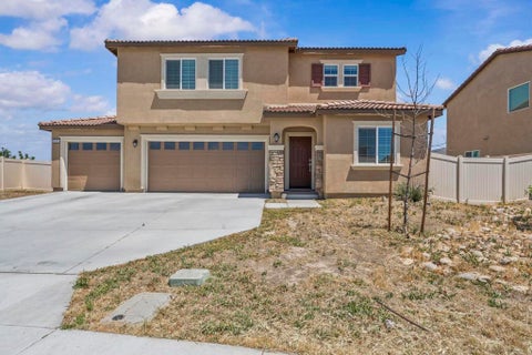Photo of 1879 Saddle Ranch Trail, San Jacinto, CA 92582 (MLS # PTP2607900)