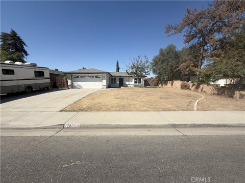 Photo of 2801 Belden LN, Bakersfield, CA 93309 (MLS # SR26208791)