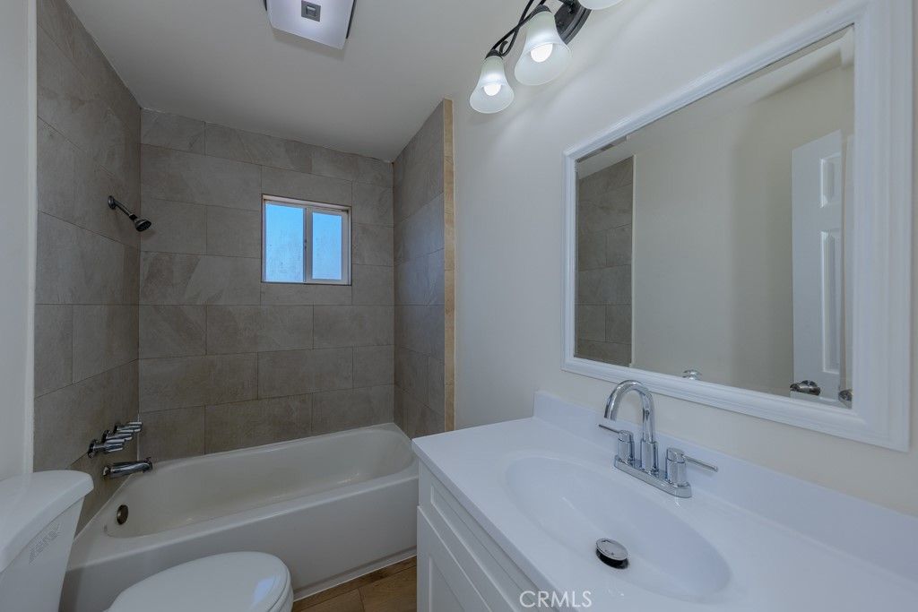 listing image 130721308003827011691