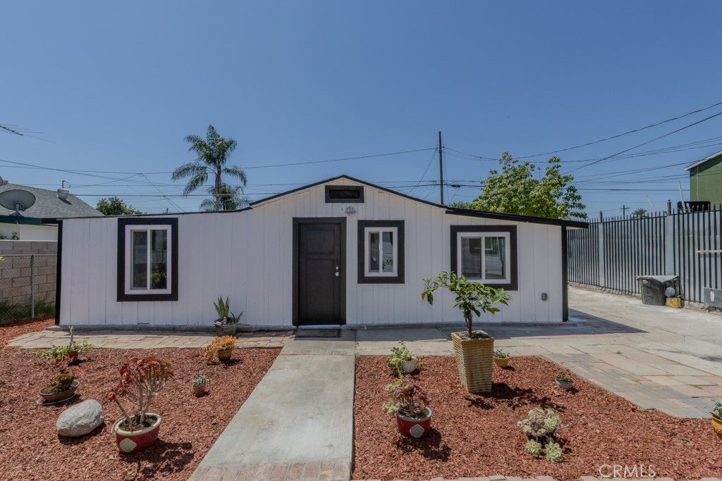 listing image 130726600607866766980