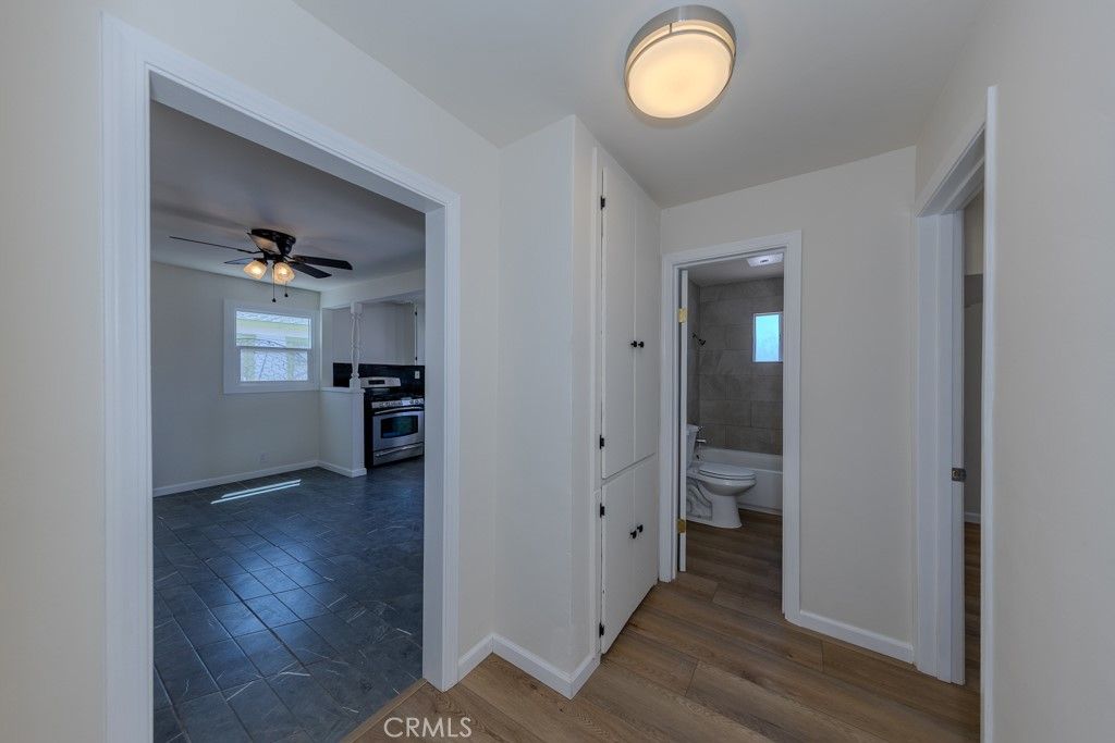 listing image 130728531053232413632