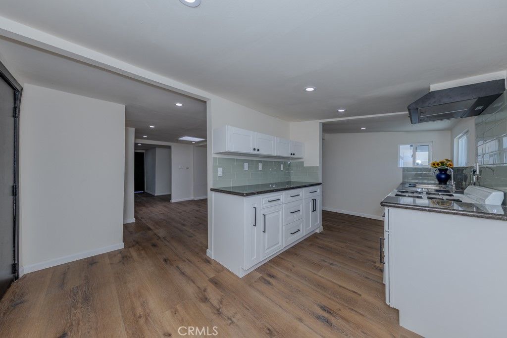 listing image 130726956201115247845