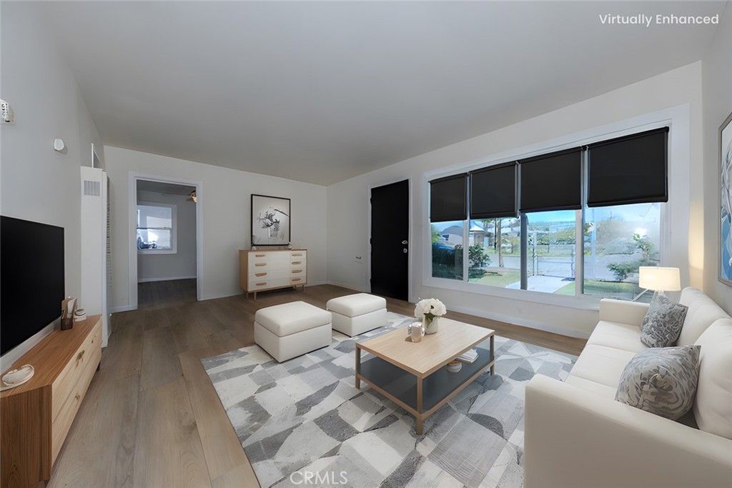 listing image 130722536789099787113