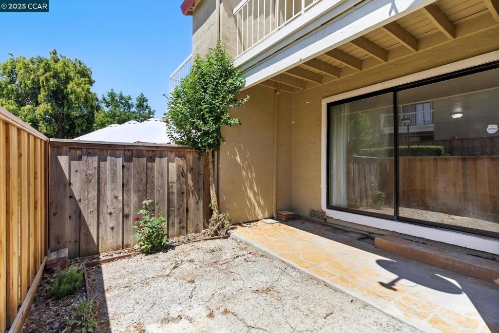 PEPPERTREE - Residential