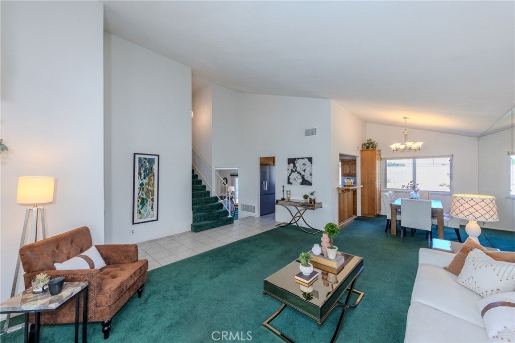 137 N Wade