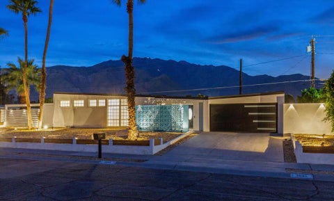 Photo of 2695 N Mccarn Road, Palm Springs, CA 92262 (MLS # 219151138DA)