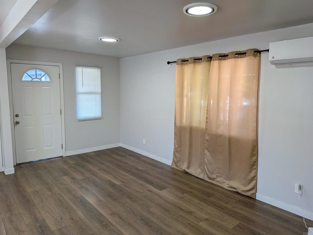 1425 Second Avenue SPC 105
