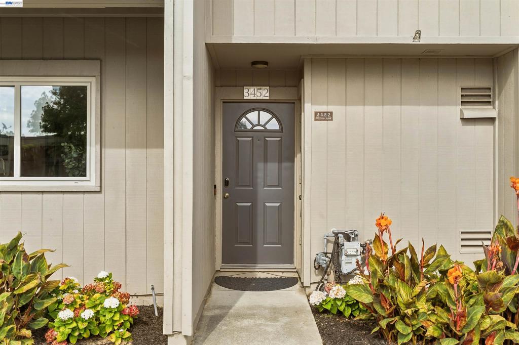 3452 Capella Lane