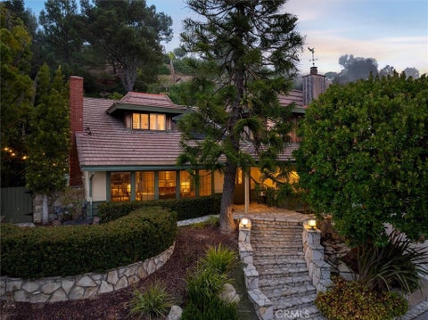 Photo of 30645 Ganado DR, Rancho Palos Verdes, CA 90275 (MLS # PV26130163)