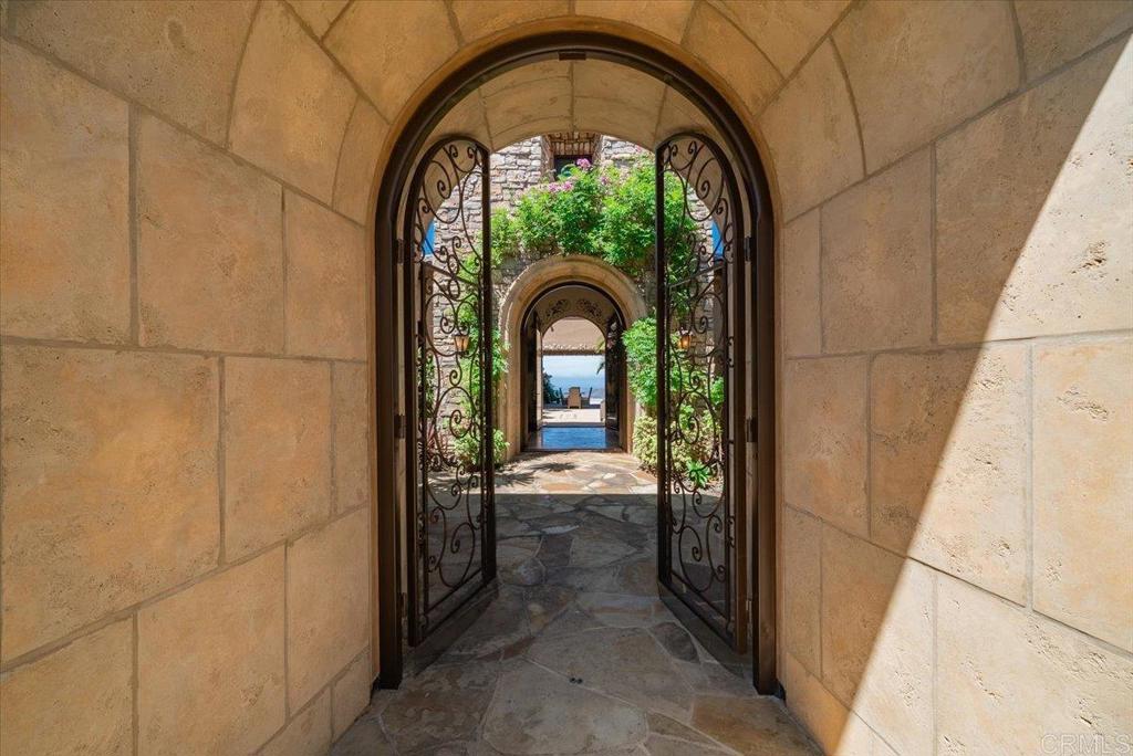 7930 Camino De Arriba