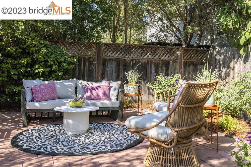 EMERYVILLE - Residential