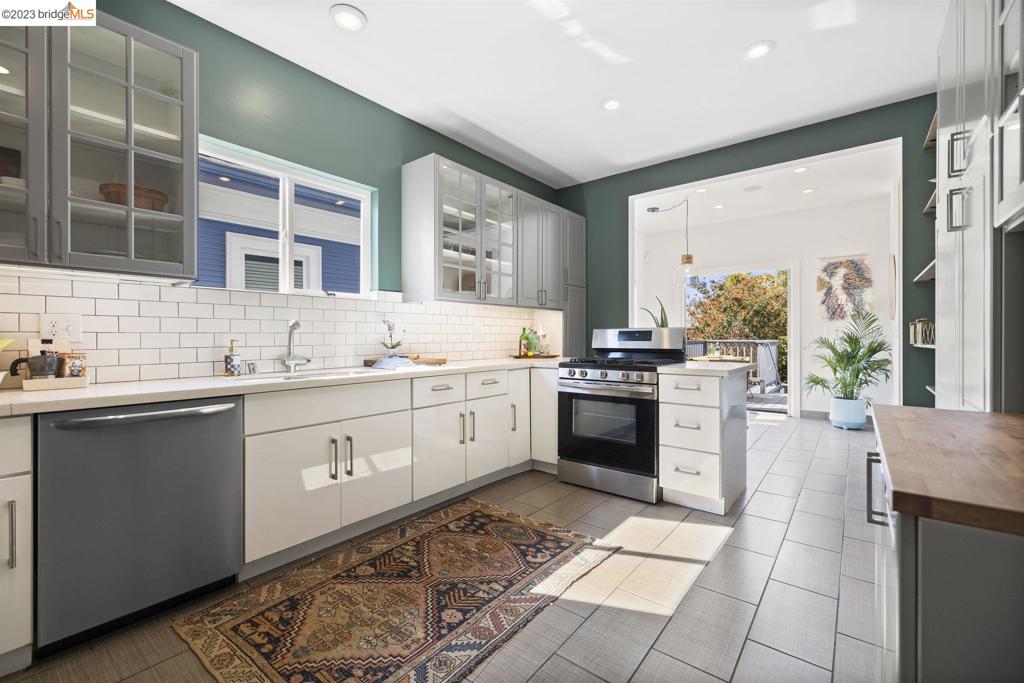 EMERYVILLE - Residential