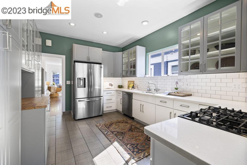 EMERYVILLE - Residential