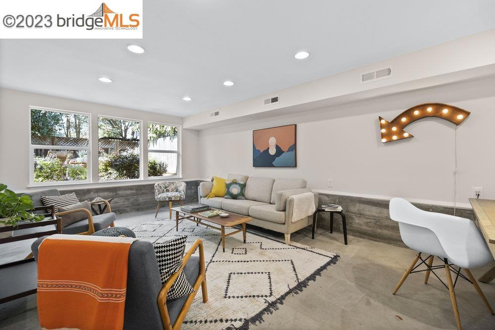 EMERYVILLE - Residential