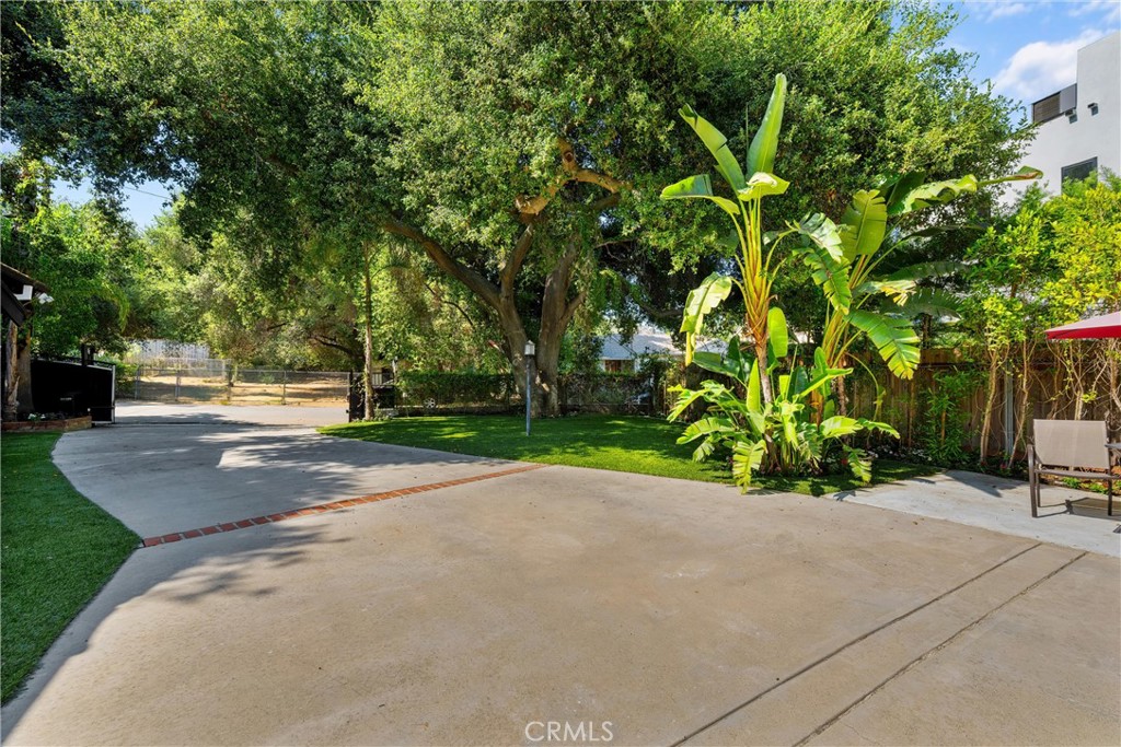 22959 Humming Bird Way