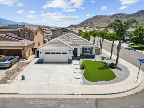 Photo of 14366 Arborglenn DR, Moreno Valley, CA 92555 (MLS # SW26124916)