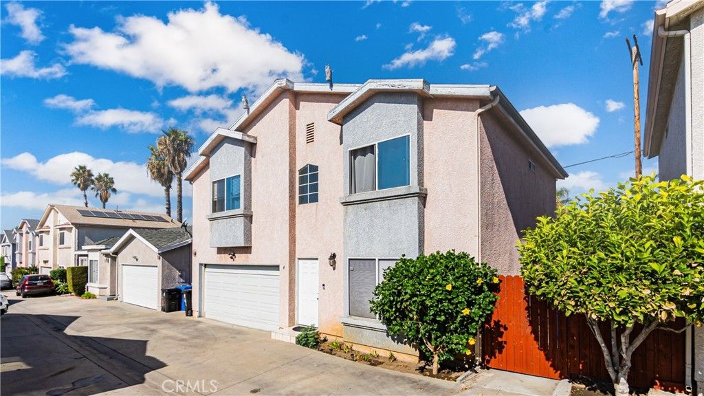 Photo of 12120 Terra Bella St # 4 St, Pacoima, CA 91331 (MLS # SR25221752)