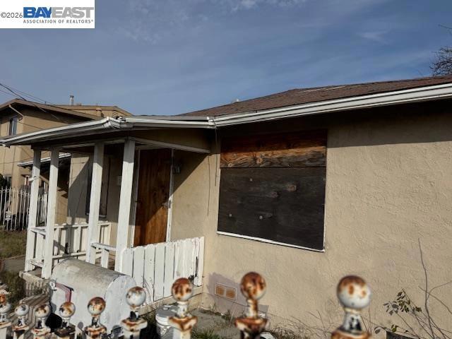 1413 Post Ave