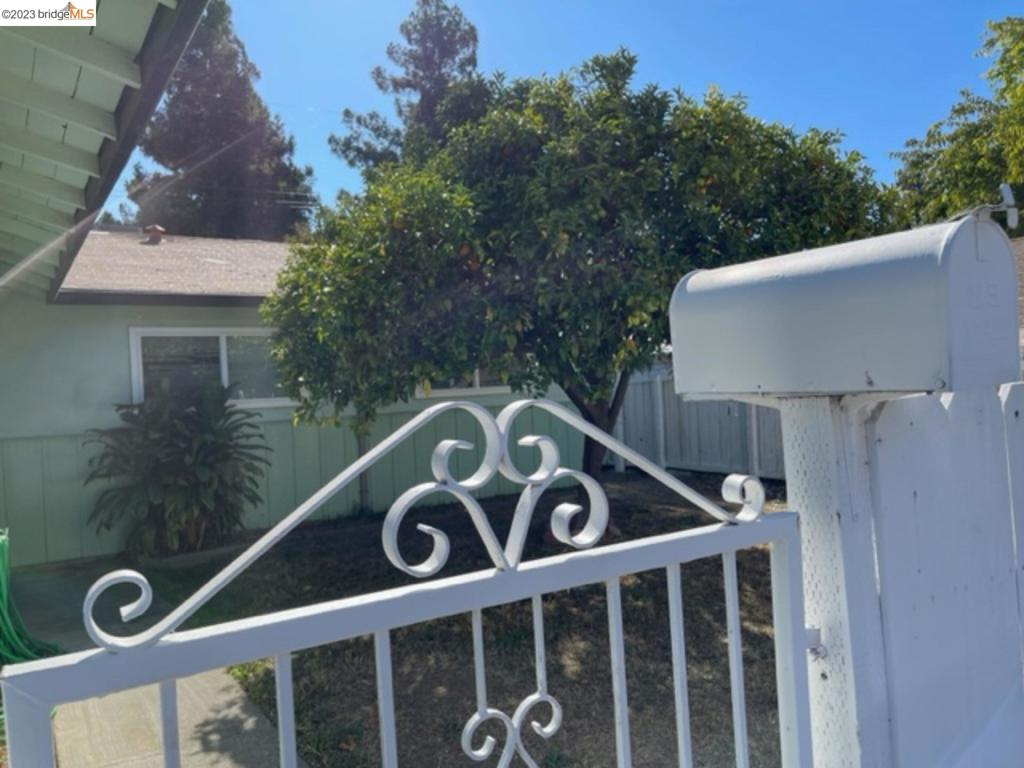 FAIRFIELD - Residential