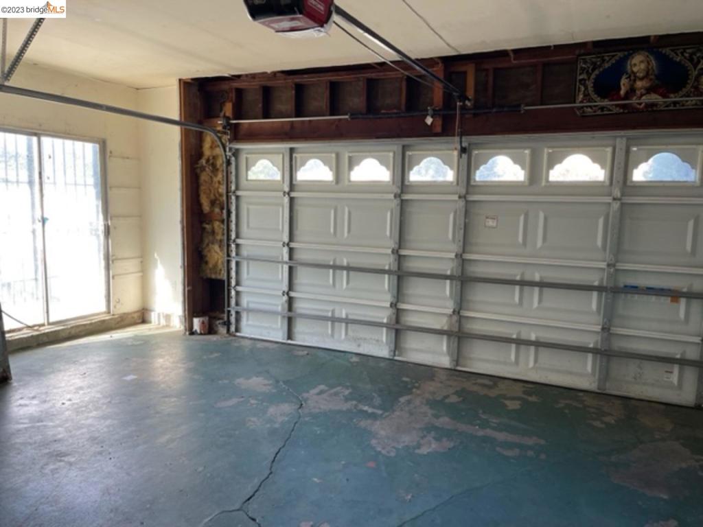 FAIRFIELD - Residential