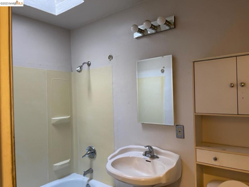 FAIRFIELD - Residential