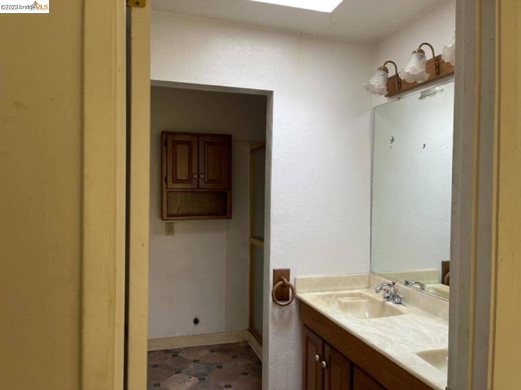 FAIRFIELD - Residential