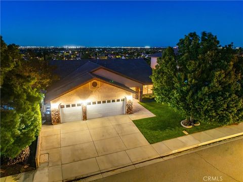 Photo of 4141 Grandview Drive, Palmdale, CA 93551 (MLS # SR26075239)